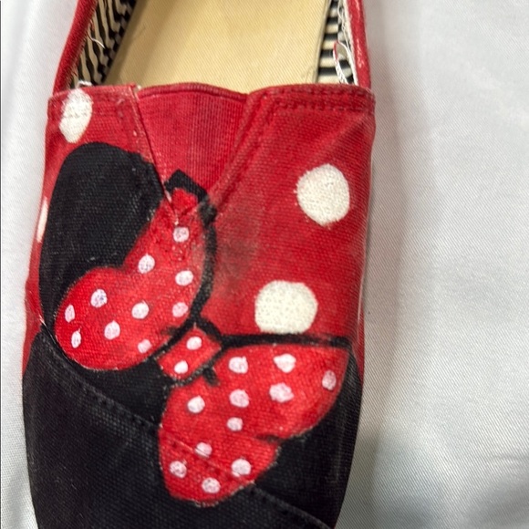 Minnie Mouse Disney Hand-Painted Women’s Shoes, size 8, snacks theme, Preowned - Picture 14 of 16
